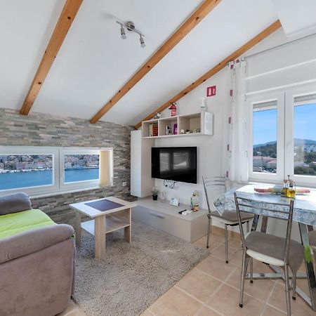 Apartments Joni Cikat Mali Losinj Ngoại thất bức ảnh