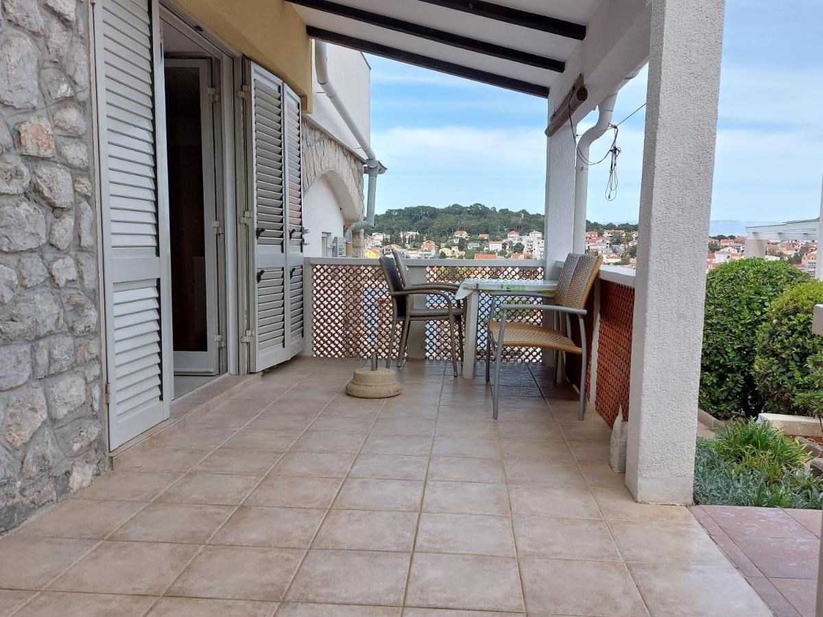 Apartments Joni Cikat Mali Losinj Ngoại thất bức ảnh