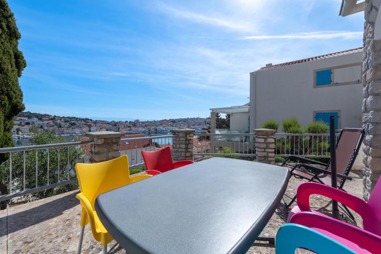 Apartments Joni Cikat Mali Losinj Ngoại thất bức ảnh