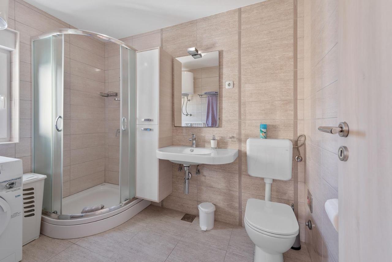 Apartments Joni Cikat Mali Losinj Ngoại thất bức ảnh