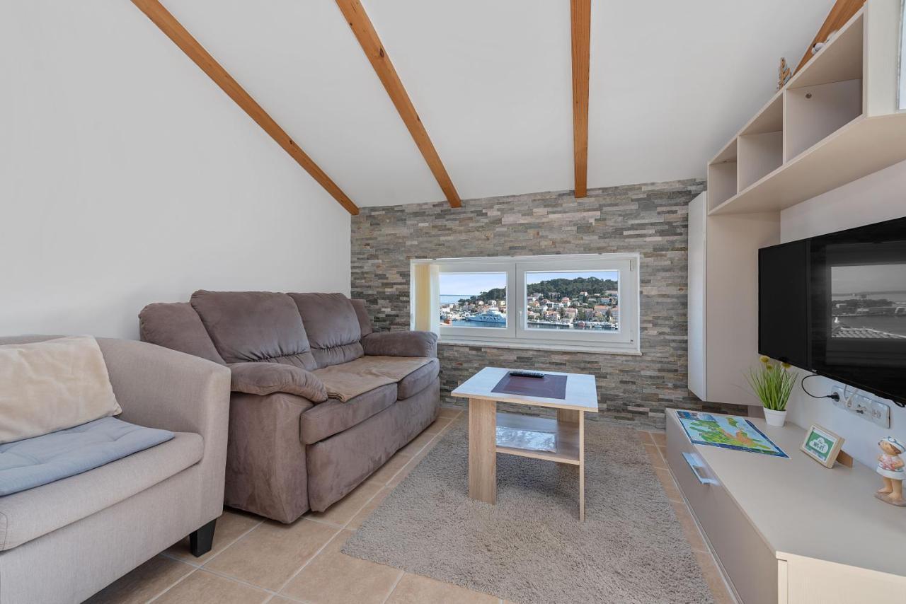 Apartments Joni Cikat Mali Losinj Ngoại thất bức ảnh