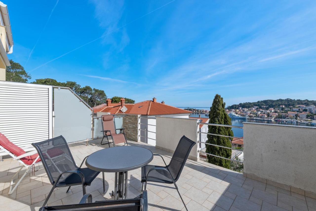 Apartments Joni Cikat Mali Losinj Ngoại thất bức ảnh