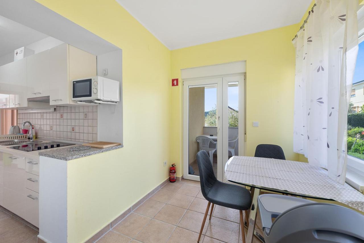 Apartments Joni Cikat Mali Losinj Ngoại thất bức ảnh