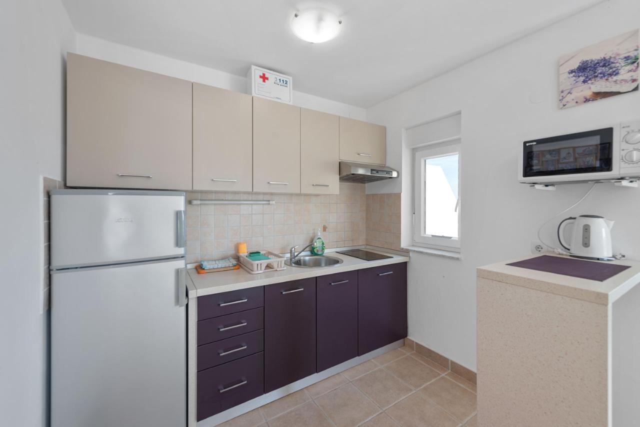 Apartments Joni Cikat Mali Losinj Ngoại thất bức ảnh