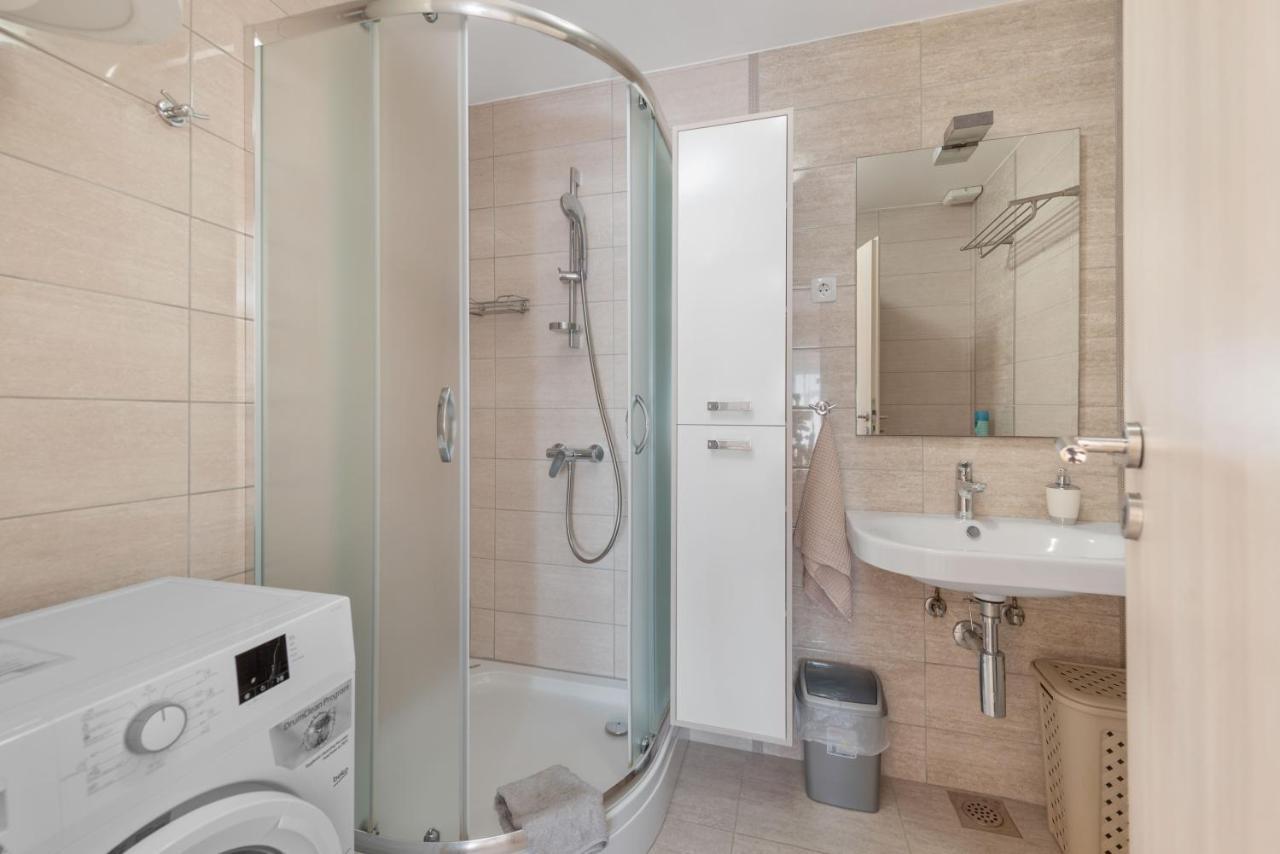 Apartments Joni Cikat Mali Losinj Ngoại thất bức ảnh